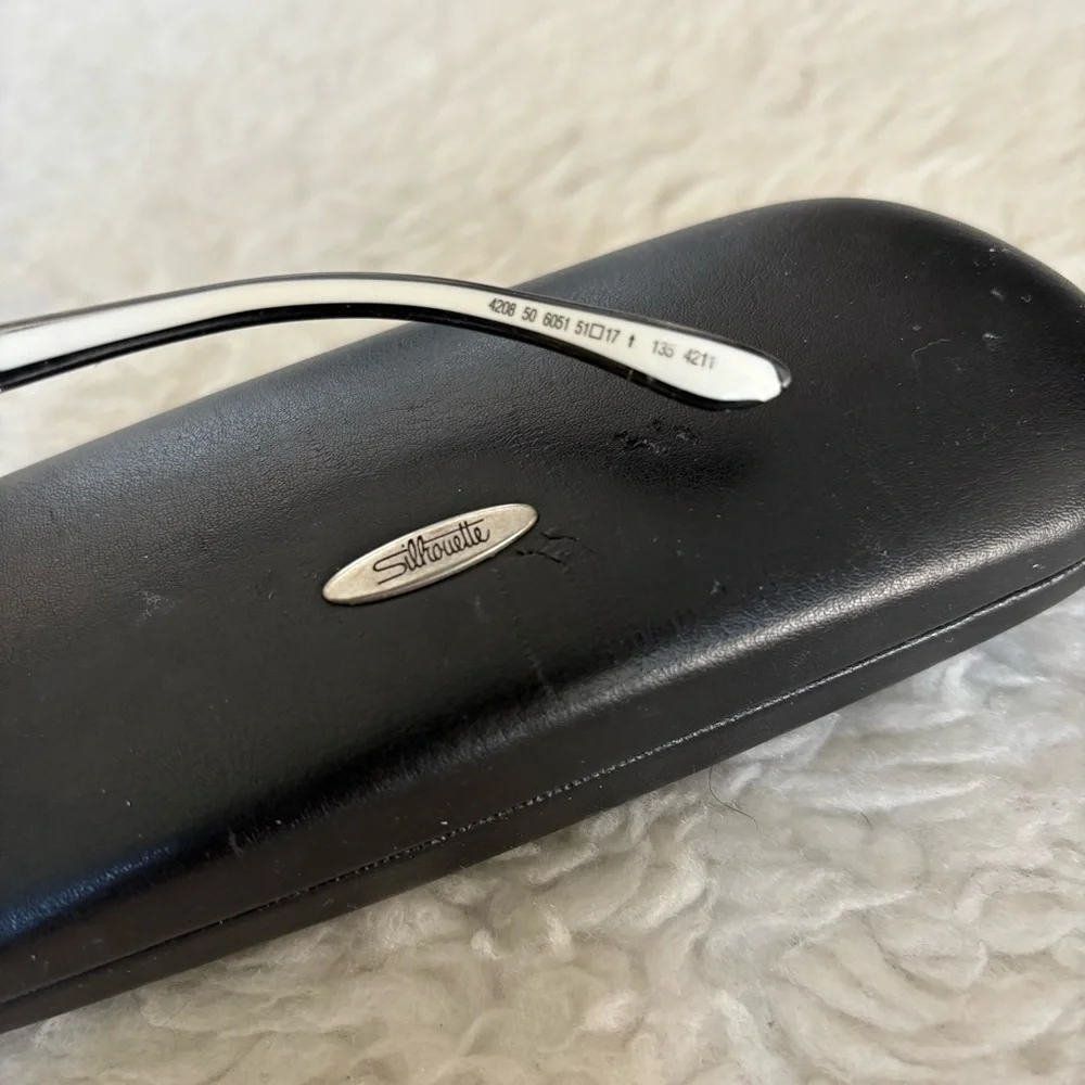 Silhouette pre owned